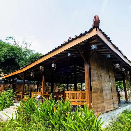 Oyo 3562 Pondok Inspirasi Minggir Klangkapang エクステリア 写真