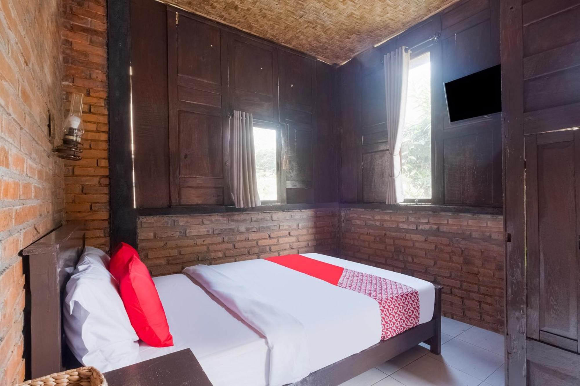 Oyo 3562 Pondok Inspirasi Minggir Klangkapang エクステリア 写真